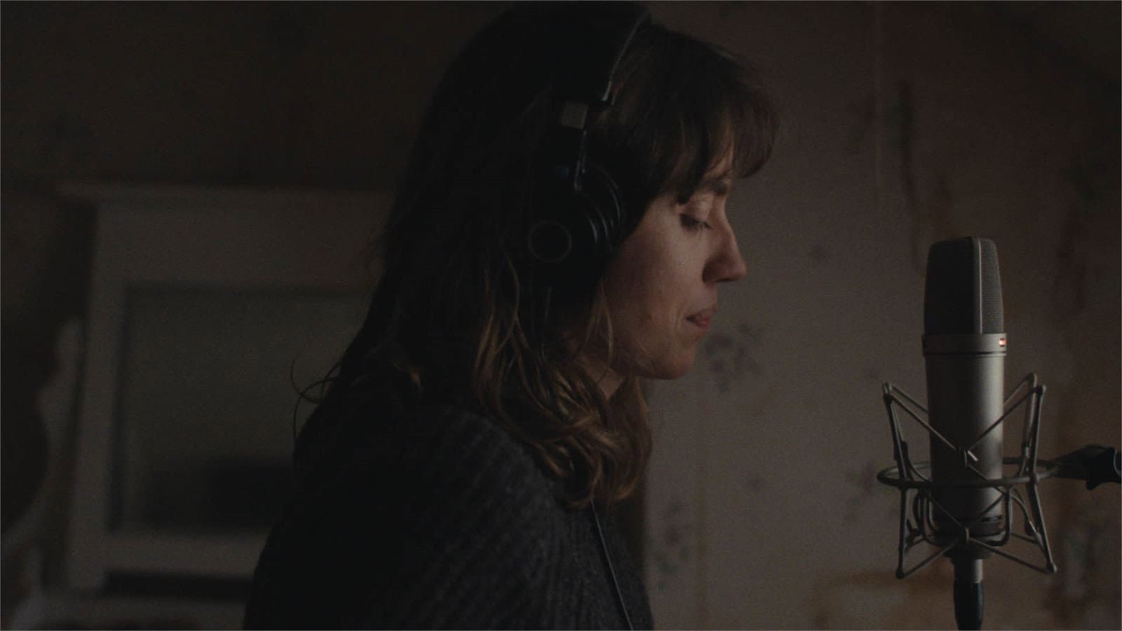 Analog Medium Backdrop