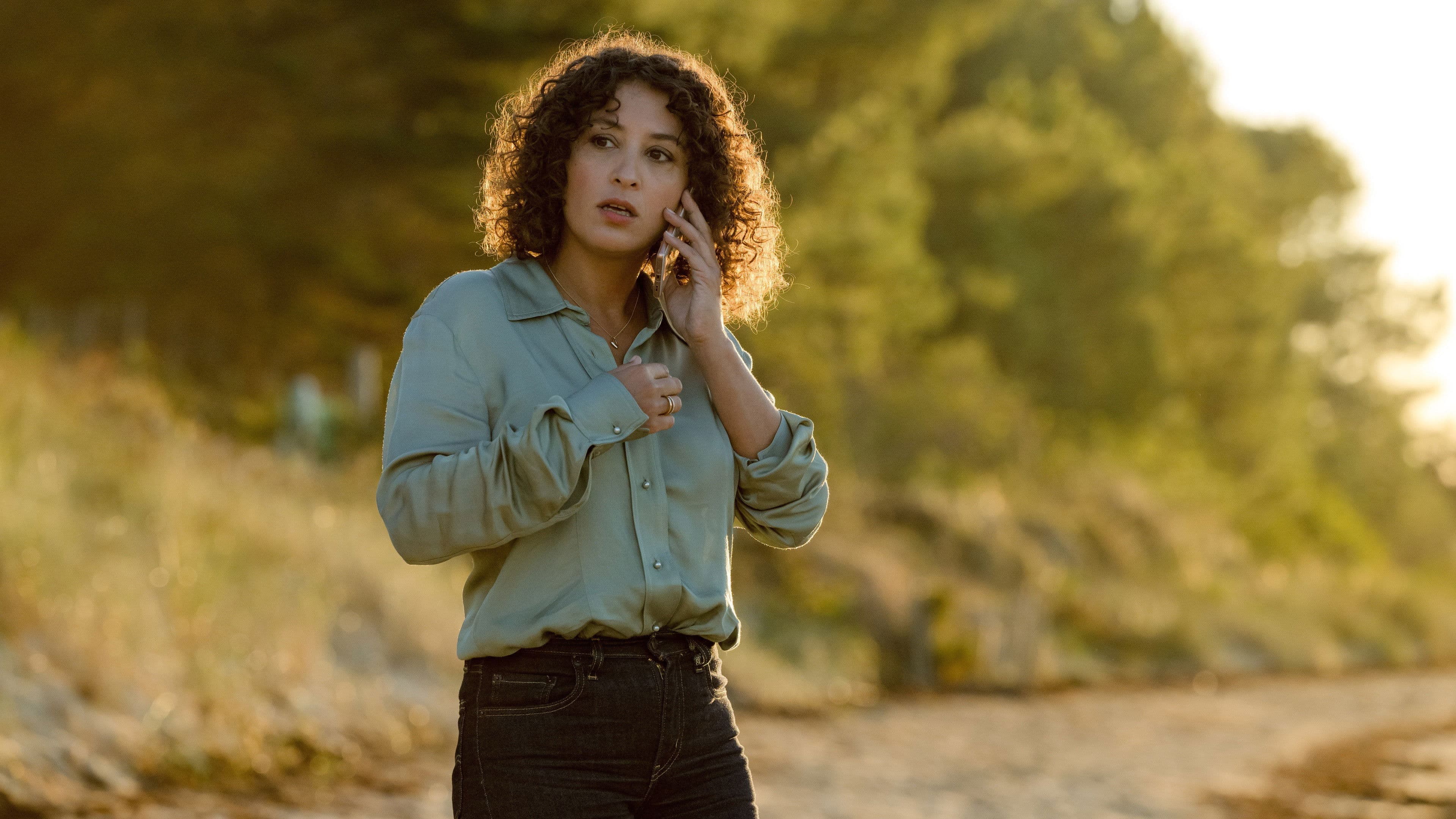 Inès et Yvan, l’amour sur un fil Backdrop