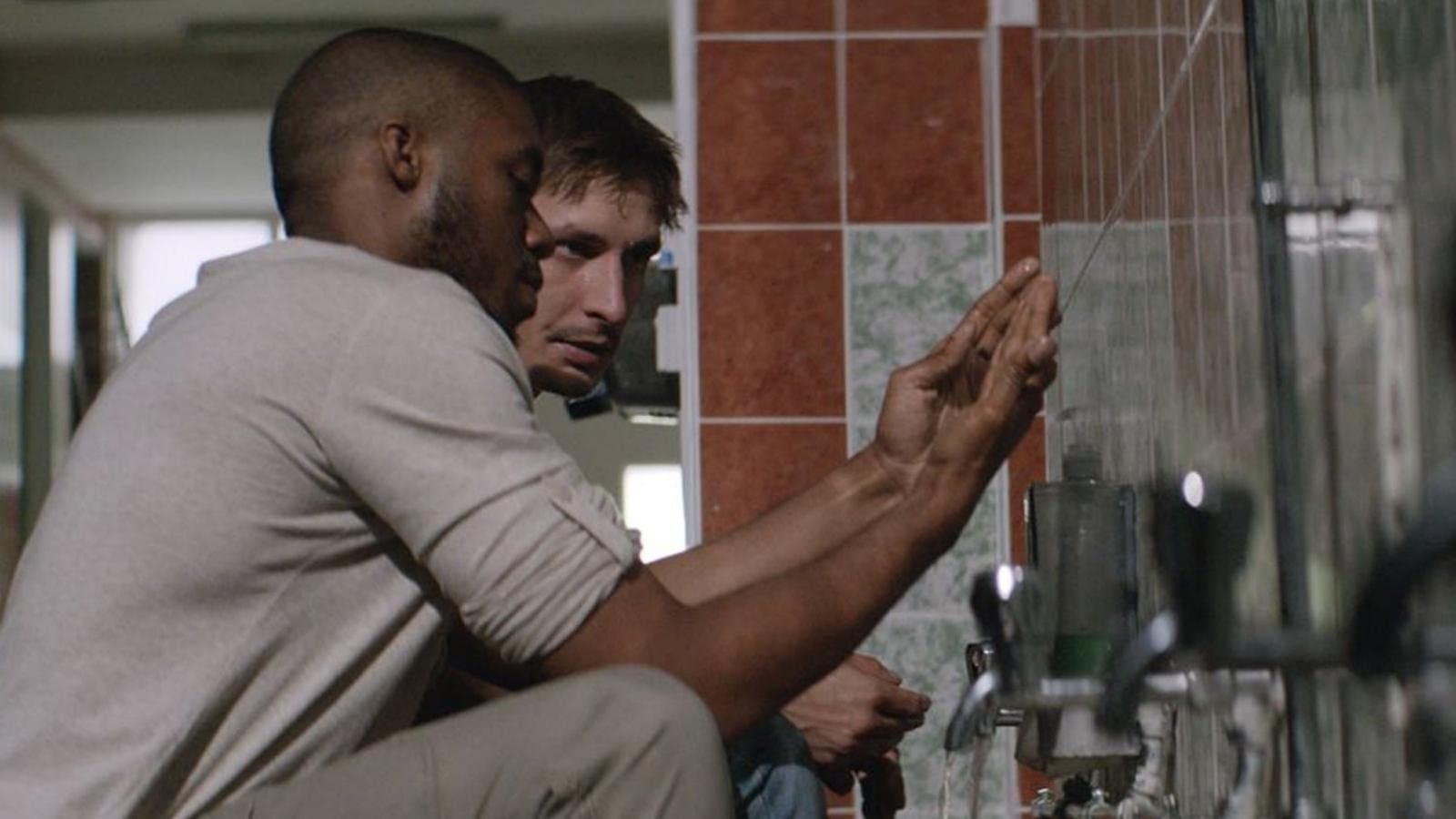 Snow in Paradise Backdrop