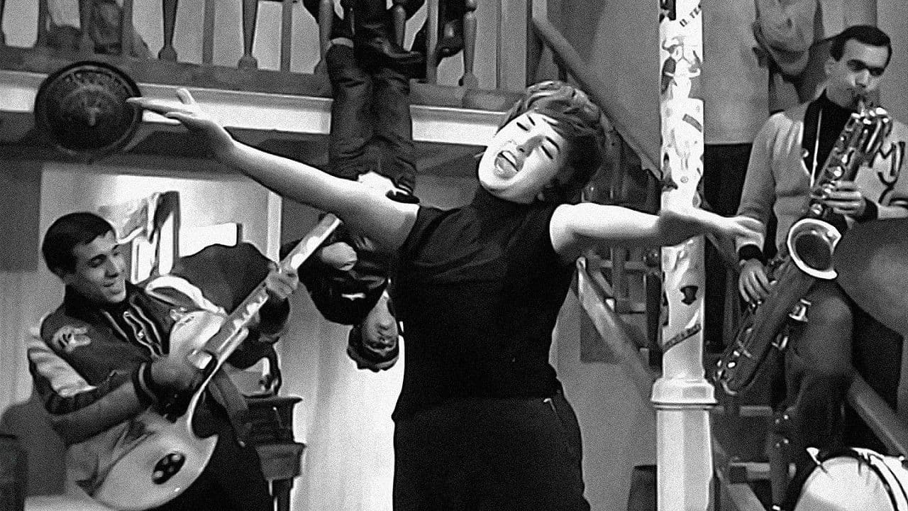 Howlers of the Dock Backdrop